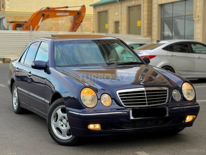 Mercedes E 270-2