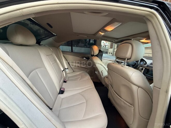 Mercedes E 350-17