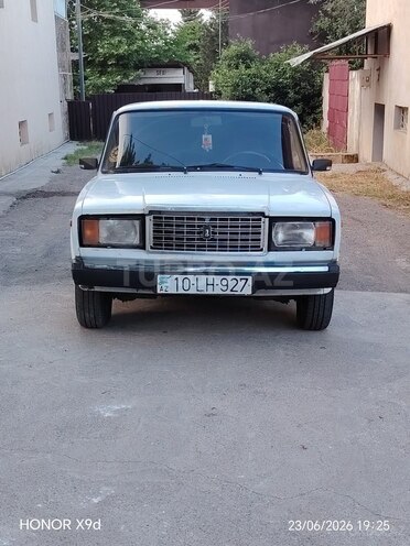 LADA (VAZ) 2107-2