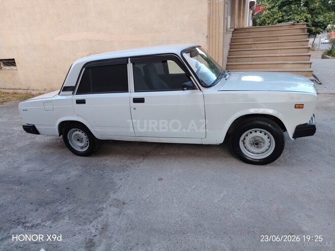 LADA (VAZ) 2107-11