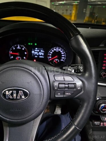 Kia Sorento-9
