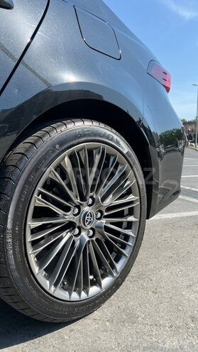 Toyota Corolla-8