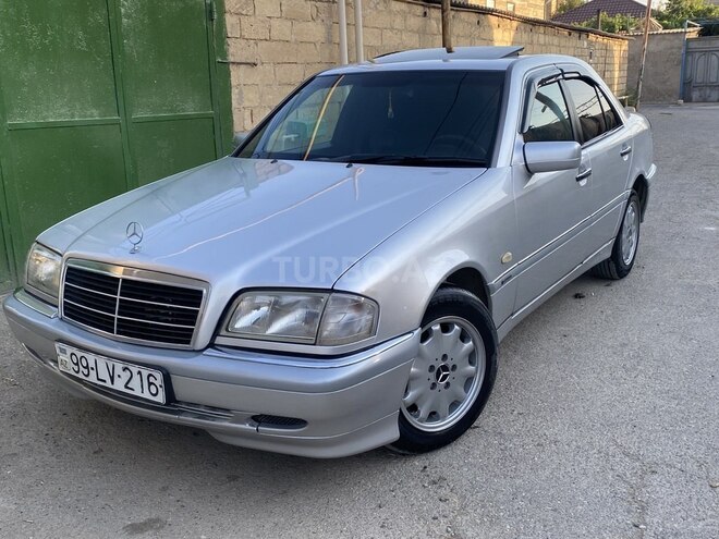 Mercedes C 200-4
