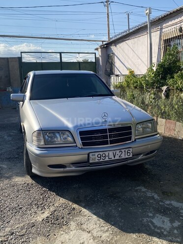 Mercedes C 200-7