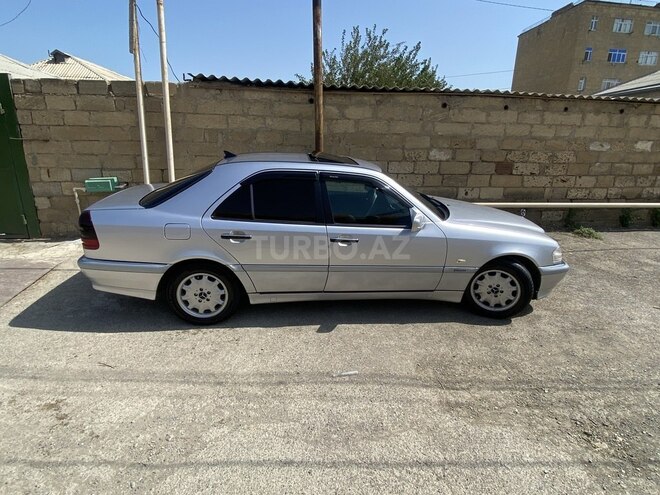 Mercedes C 200-3