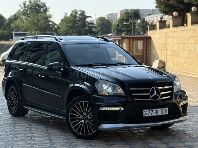 Mercedes GL 550 4MATIC-8