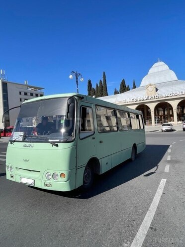 Isuzu Bogdan-9