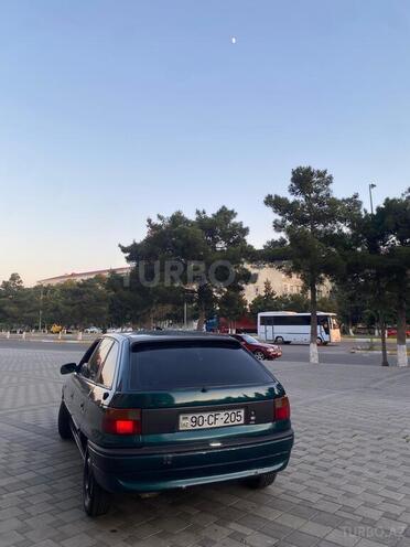 Opel Astra-10