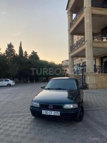 Opel Astra-7