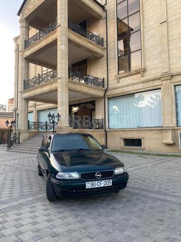 Opel Astra-1
