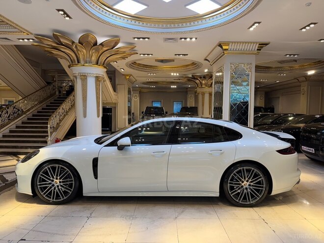 Porsche Panamera 4 Executive-3