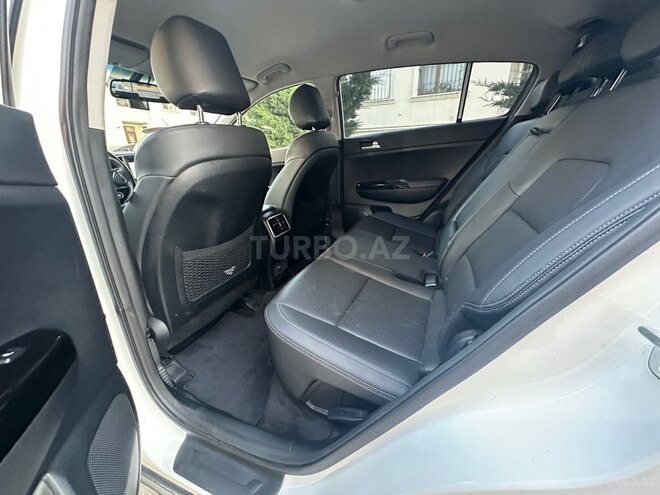 Kia Sportage-13