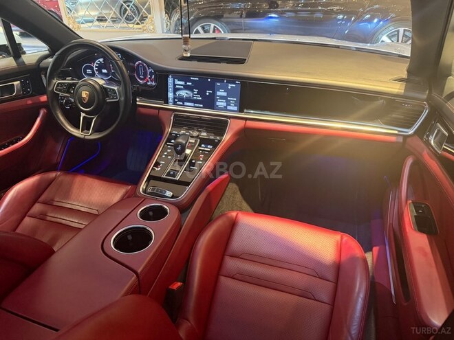 Porsche Panamera 4 Executive-12