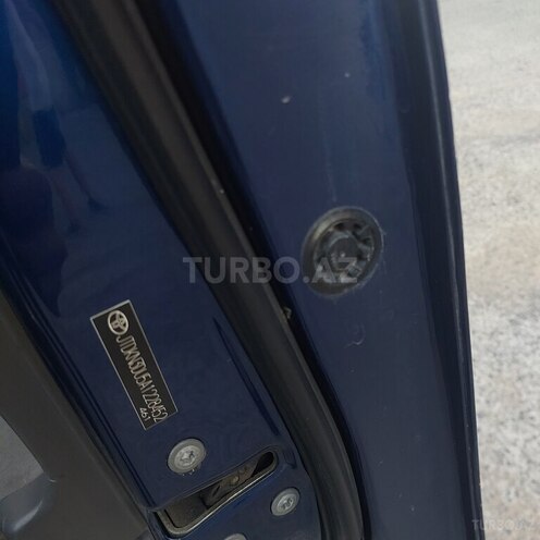 Toyota Prius-16