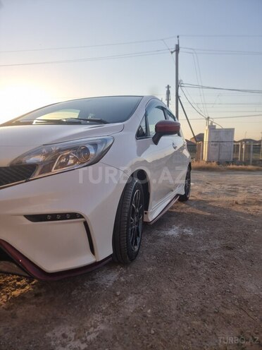 Nissan Note-5