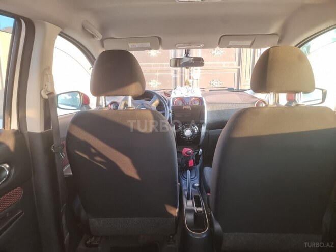 Nissan Note-8