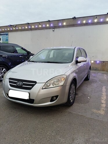 Kia Ceed-1