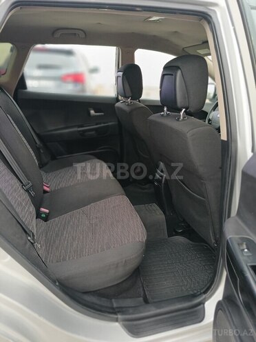 Kia Ceed-16