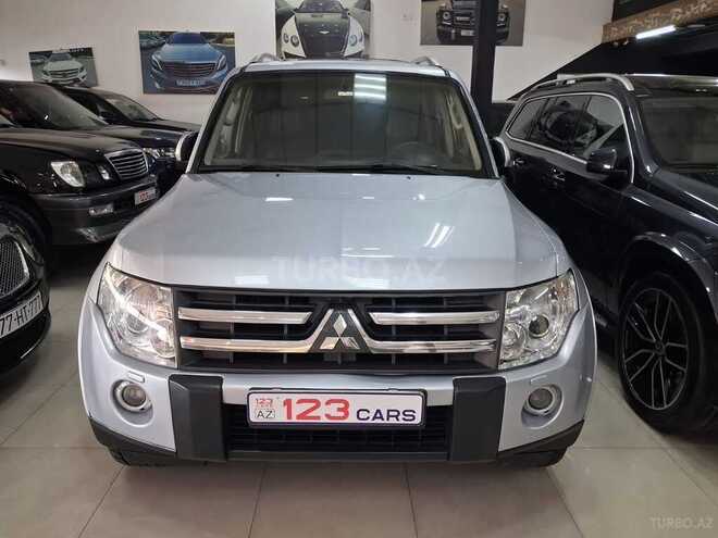 Mitsubishi Pajero-14