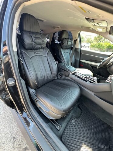 Hyundai Sonata-17