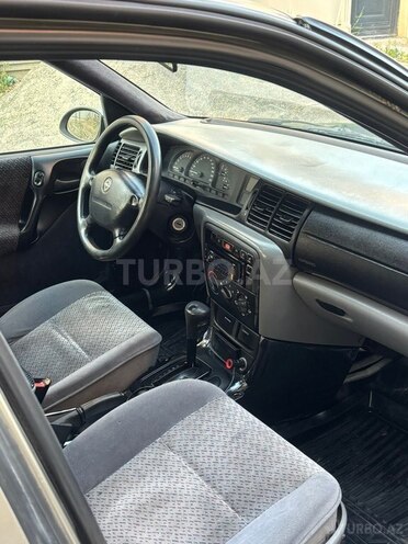 Opel Vectra-5