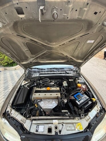 Opel Vectra-7