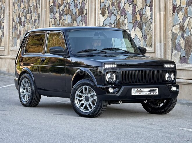 LADA (VAZ) Niva-6