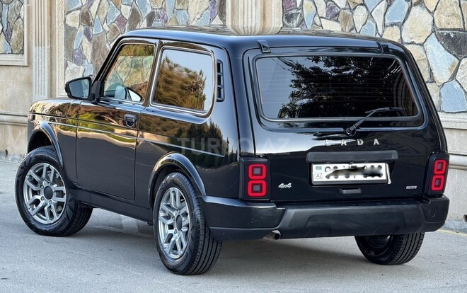 LADA (VAZ) Niva-13