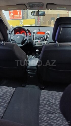 Kia Ceed-15