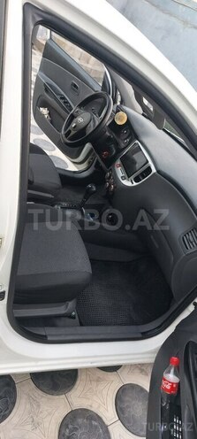 Kia Rio-6