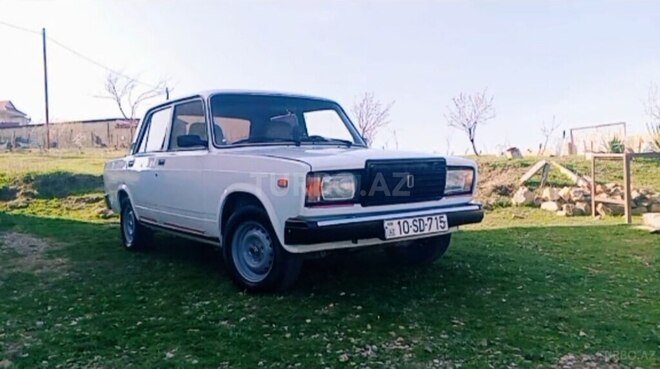 LADA (VAZ) 2107-3