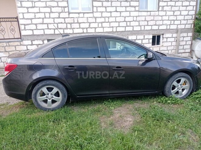 Chevrolet Cruze-4