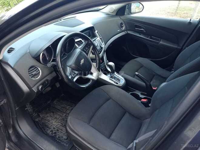 Chevrolet Cruze-5