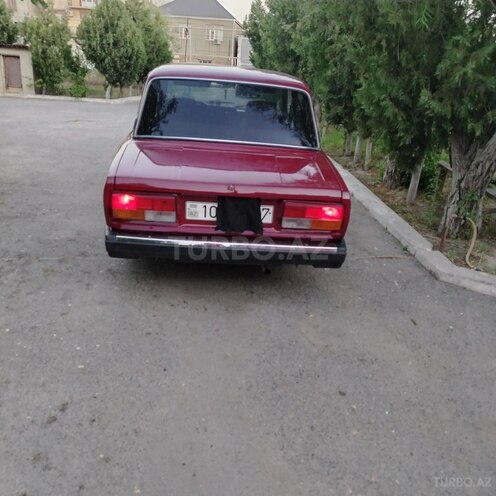 LADA (VAZ) 2107-2