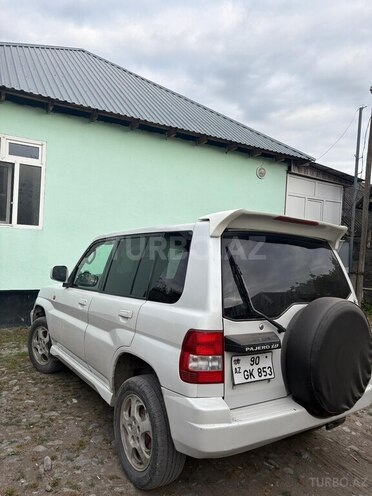 Mitsubishi Pajero io-2