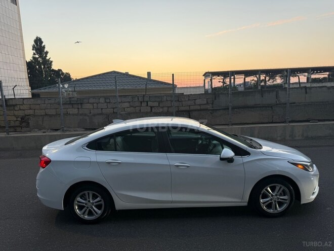 Chevrolet Cruze-4