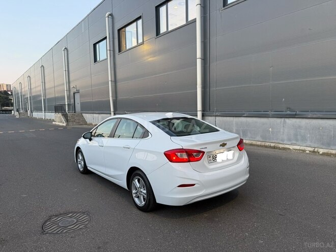 Chevrolet Cruze-5