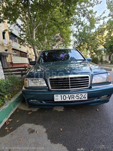 Mercedes C 200-1