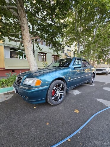 Mercedes C 200-3