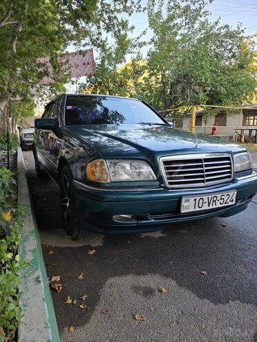 Mercedes C 200-2