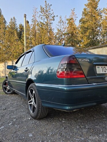 Mercedes C 200-8