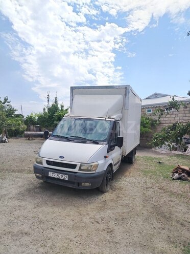 Ford Transit-1