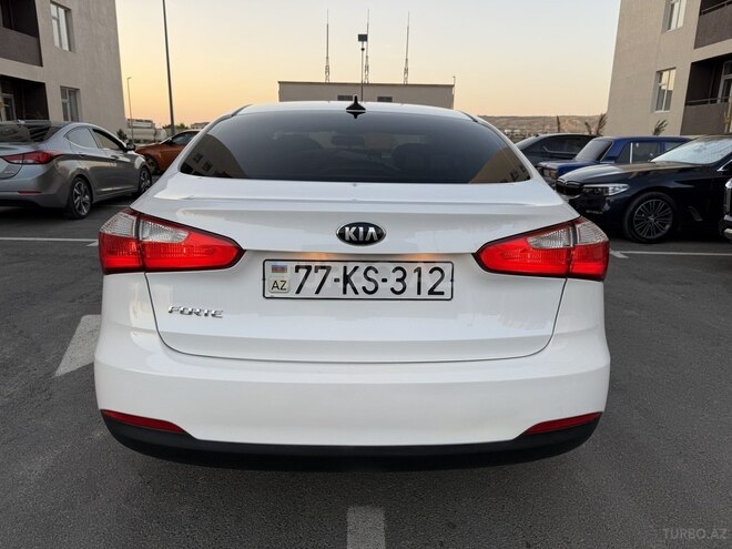Kia Forte-5