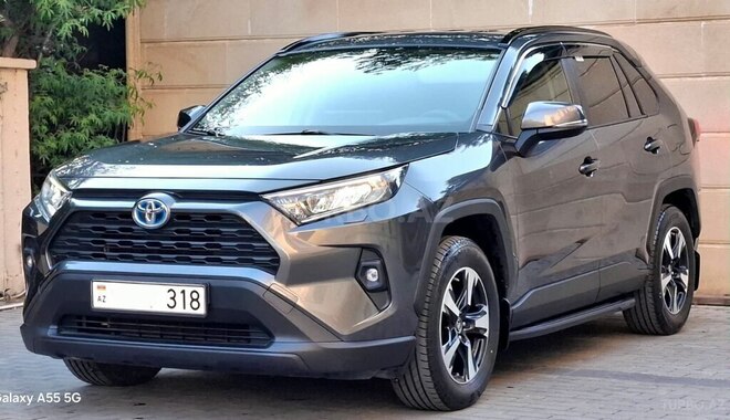 Toyota RAV4-3