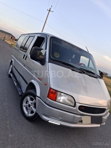 Ford Transit-2