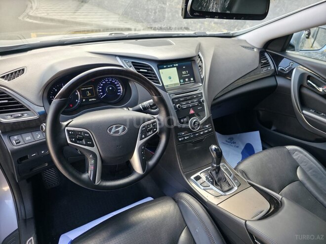 Hyundai Grandeur-13