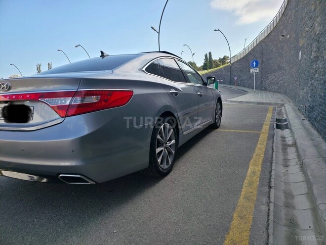Hyundai Grandeur-10