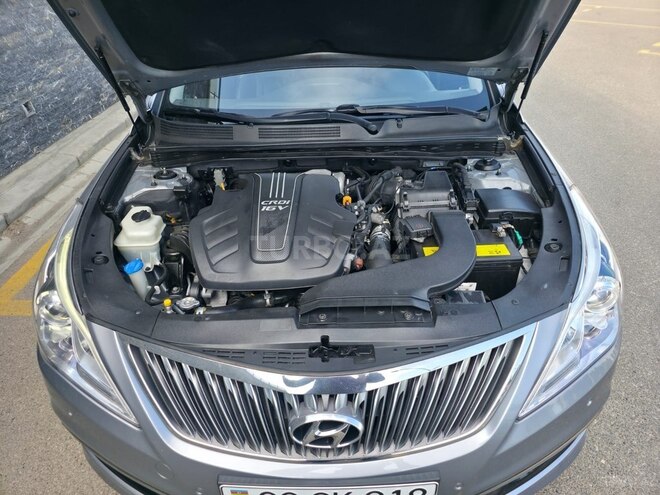 Hyundai Grandeur-16
