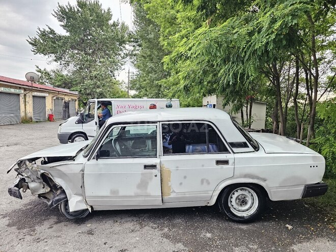 LADA (VAZ) 2107-13