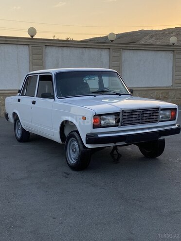 LADA (VAZ) 2107-1